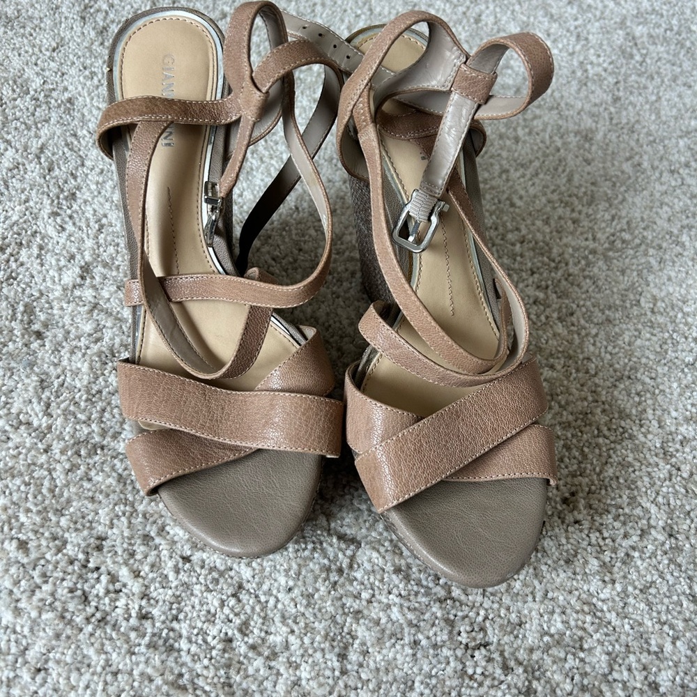 Gianni Bini Brown grey Strappy Sandals with Wedge Heel 10